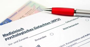 MPU Fragen: Verantwortung zeigen und berufliche Chancen bewahren (Foto: AdobeStock - 22710787 Stockwerk-Fotodesign)